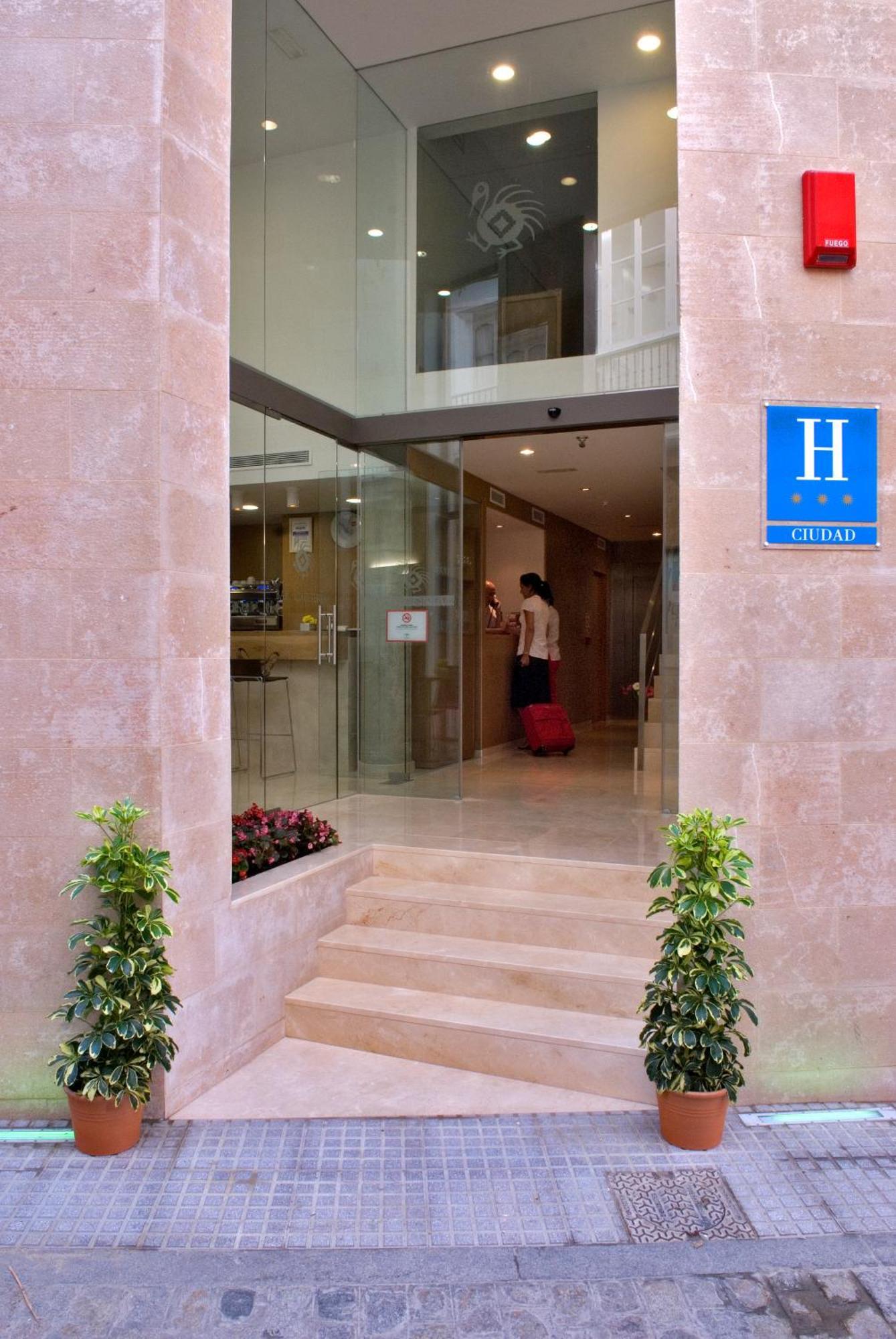 Hotel Patagonia Sur 3*